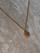 Collier pampille Soleil - Chaîne fine dorée & pendentif minimaliste