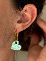 Boucles d'oreilles Cœur en Résine – Paillettes turquoise