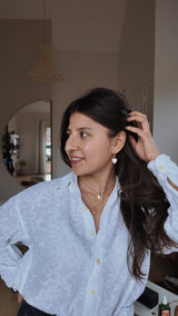 Boucles d’oreilles cœur blanc nacré