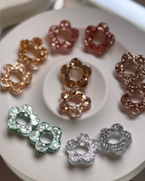 Moyenne Recharges Boucles d’oreilles fleurs - pampilles en résine