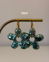 Maxi Boucles d’oreilles fleurs - créoles dorées & pampilles en résine