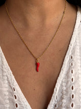 Collier pampille Piment - Chaîne fine dorée & pendentif minimaliste