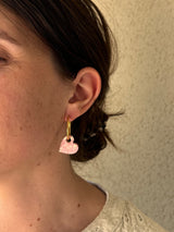 Boucles d'oreilles Cœur en Résine – Paillettes rose pâle