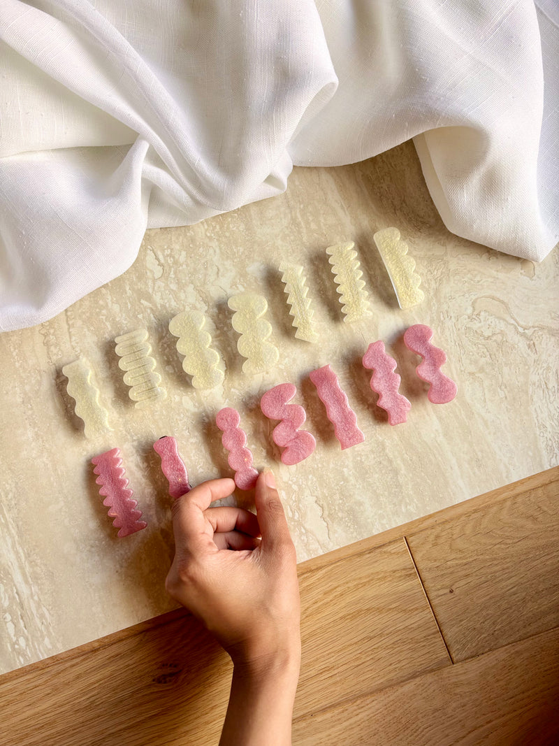 Barrettes Cheveux à la Française Courbée en Résine