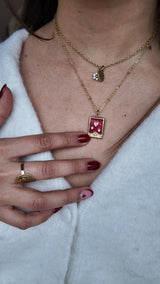 Collier cartouche rouge cœur & étoiles – acier inoxydable